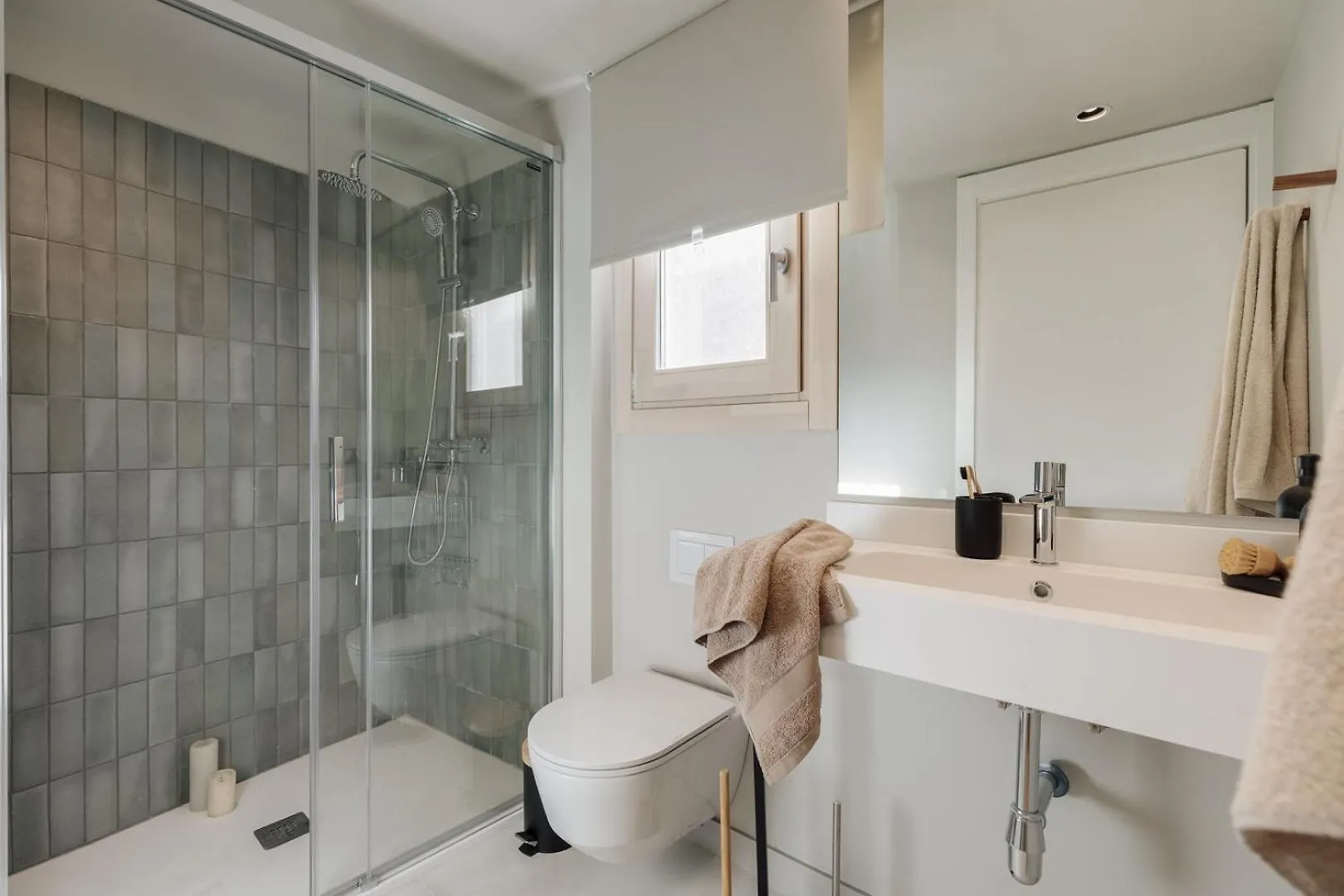 Izmit - 2 Bedrooms And Balcony In Sant Pere Barcelona Lejlighed